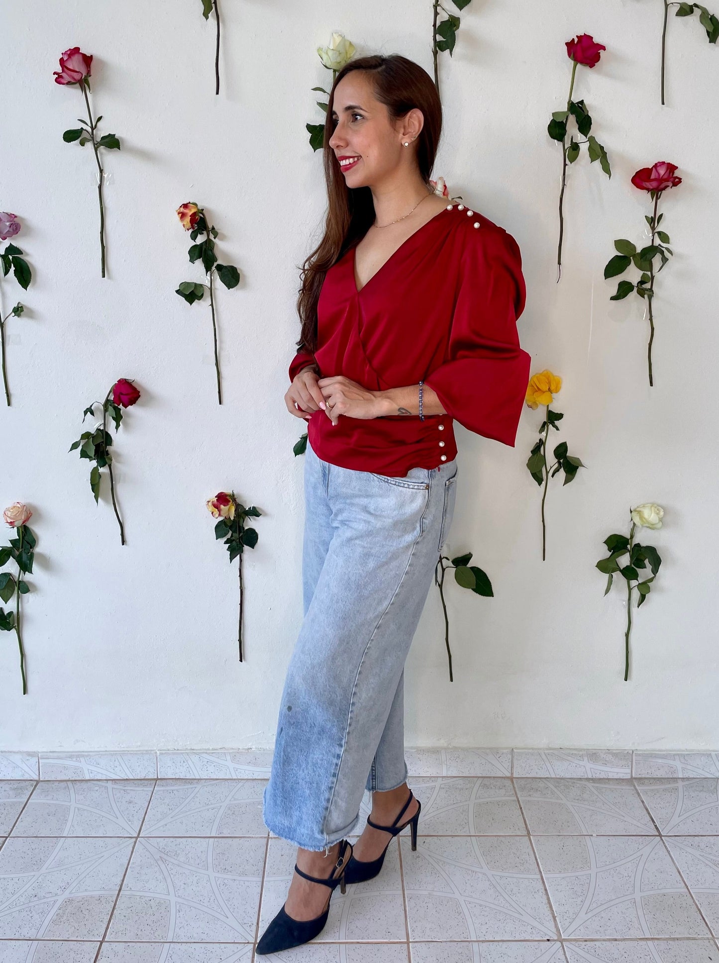 Blusa Manga Larga Roja con perlas